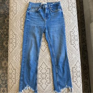Zara mid blue cropped frayed jeans size 4